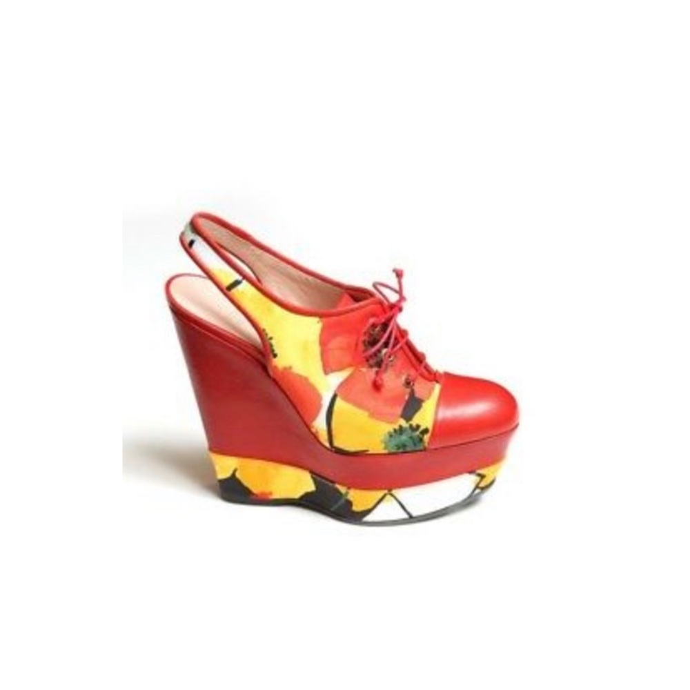 Stuart Weitzman Itsatie Floral Platform Wedge 6.5
